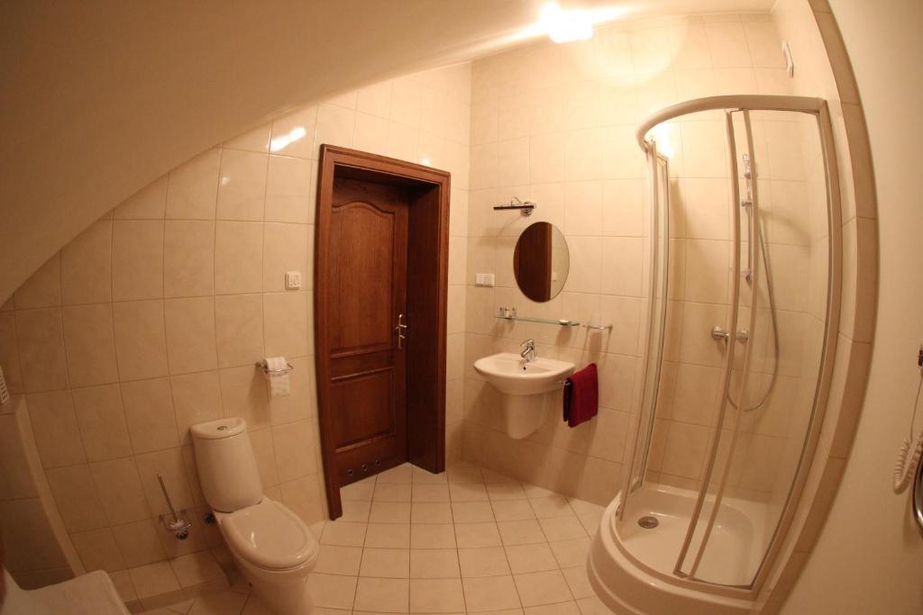 Hubertus Dwor Mysliwski Opole Szoba fotó